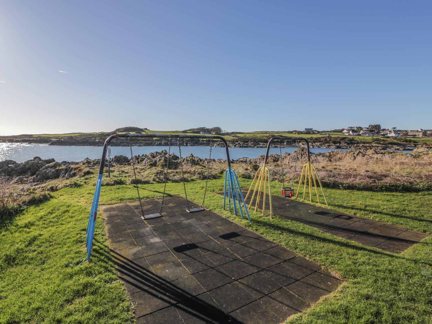 The Moorings Apartment Isle of Whithorn Екстериор снимка