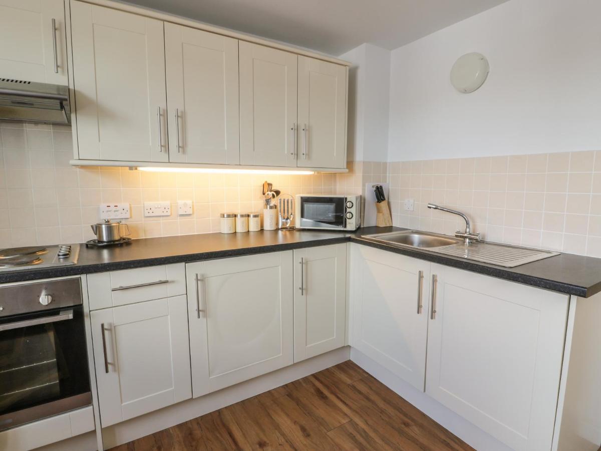 The Moorings Apartment Isle of Whithorn Екстериор снимка