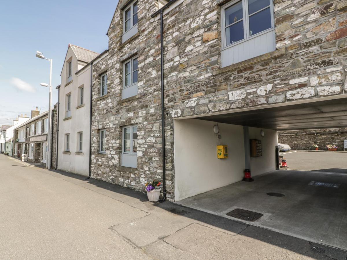 The Moorings Apartment Isle of Whithorn Екстериор снимка