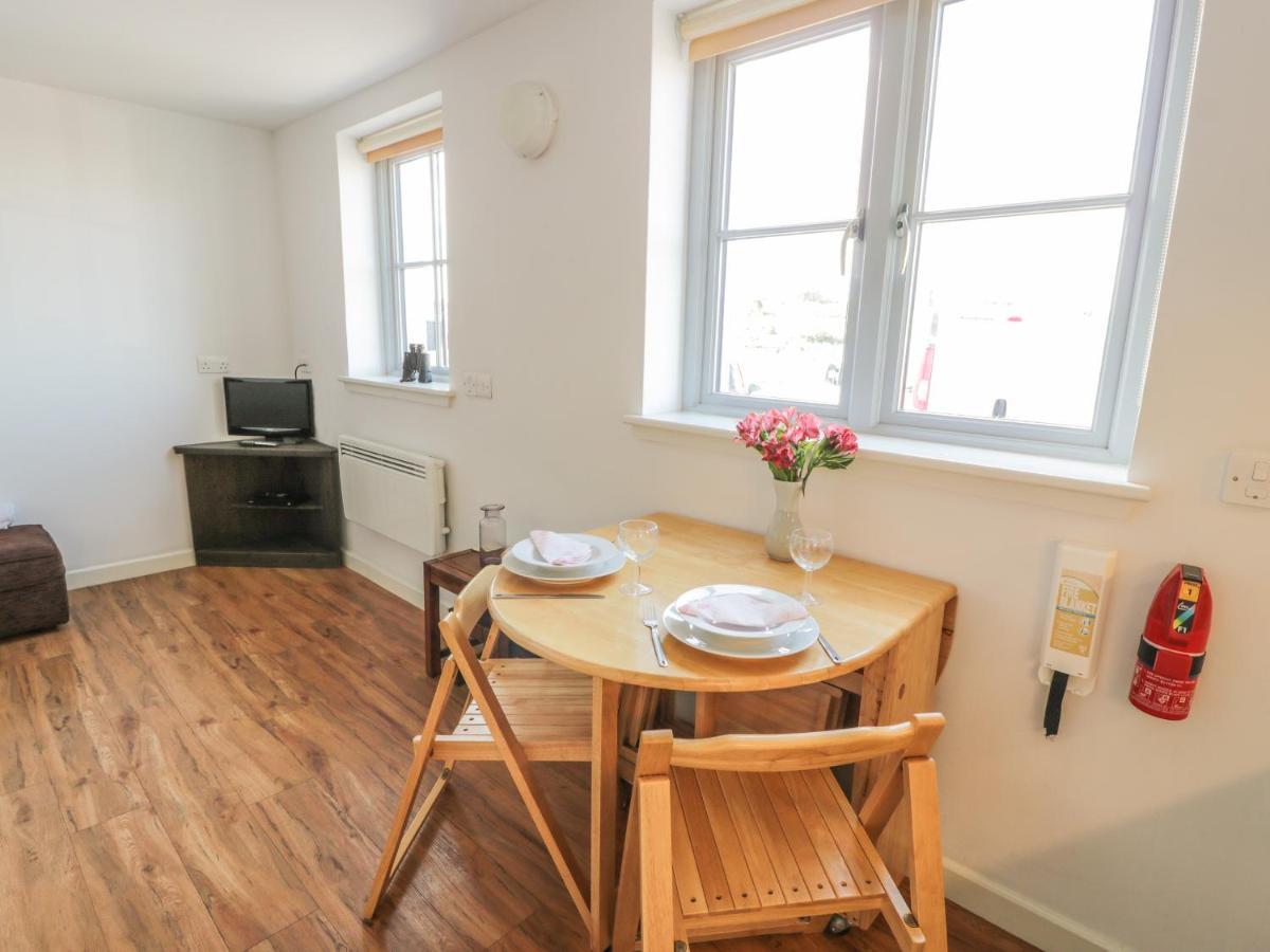 The Moorings Apartment Isle of Whithorn Екстериор снимка