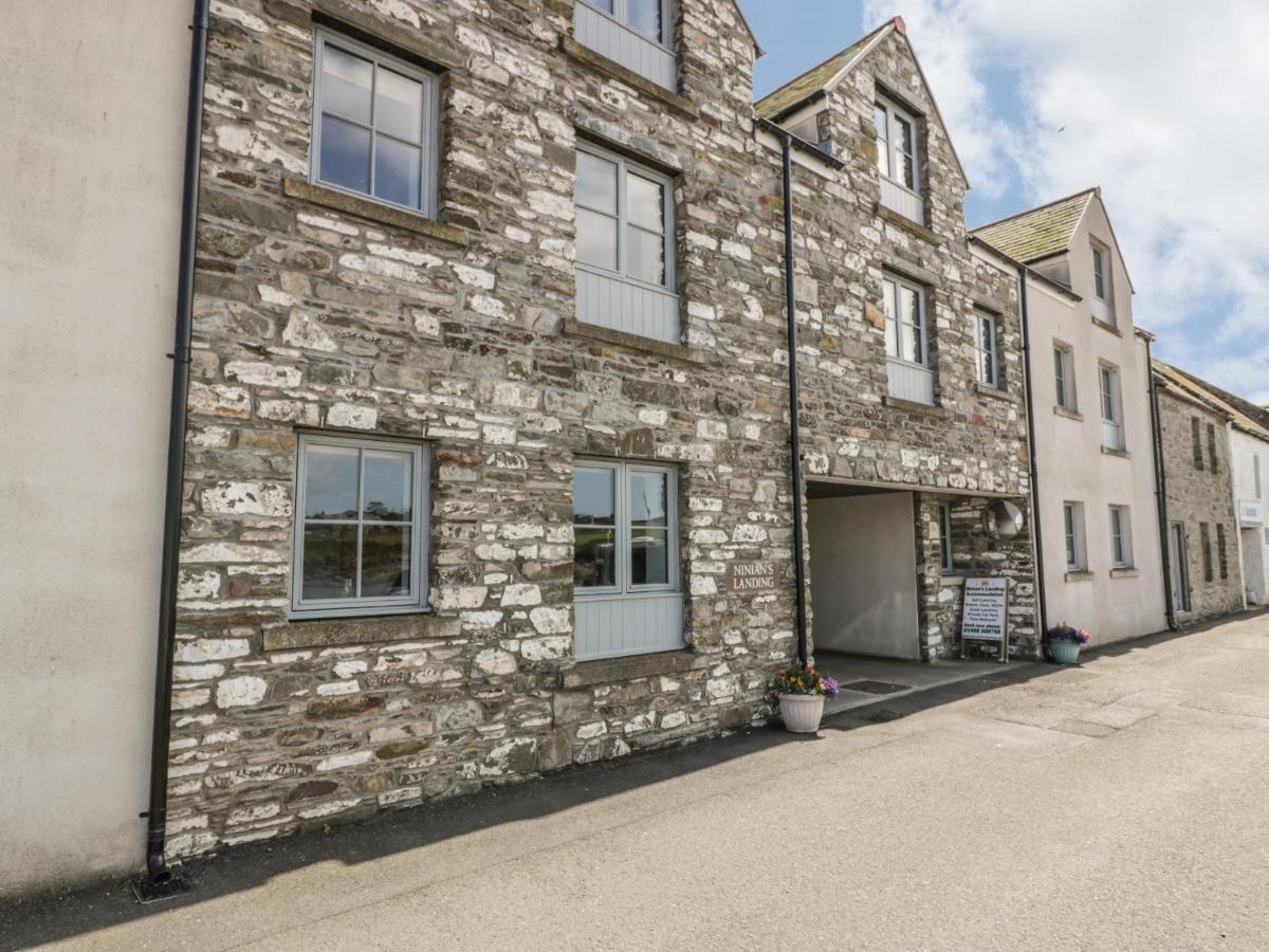 The Moorings Apartment Isle of Whithorn Екстериор снимка