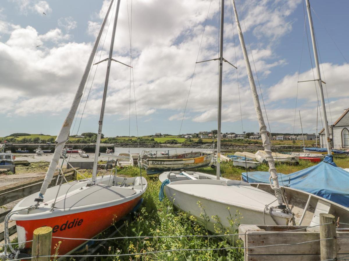 The Moorings Apartment Isle of Whithorn Екстериор снимка